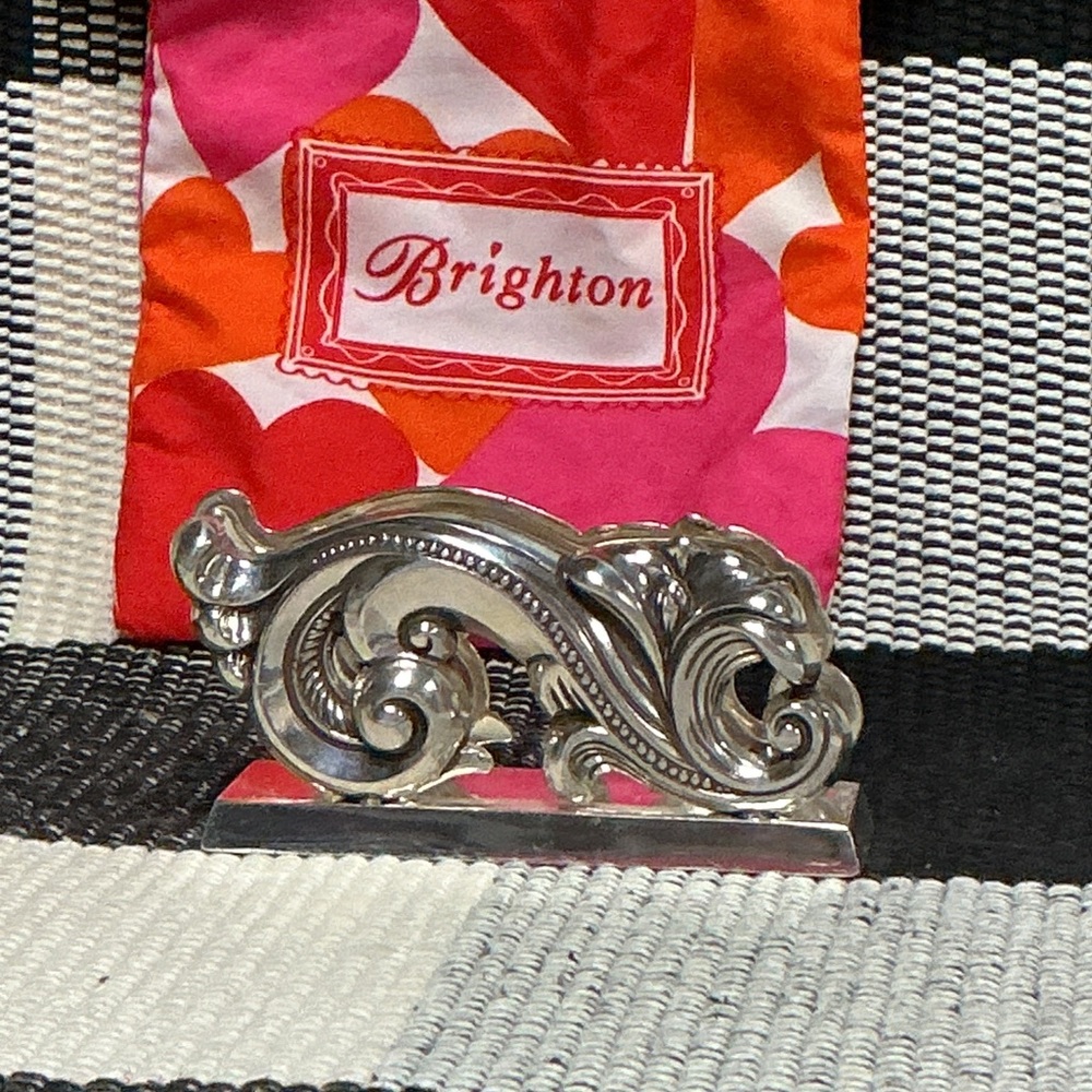 Brighton great shape swirl scroll desktop office paper business card holder